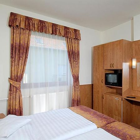 Villa Korall Budapest Luaran gambar