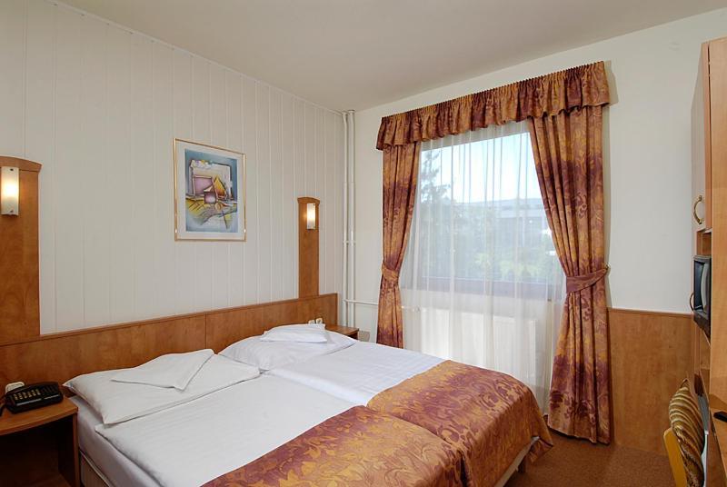 Villa Korall Budapest Luaran gambar
