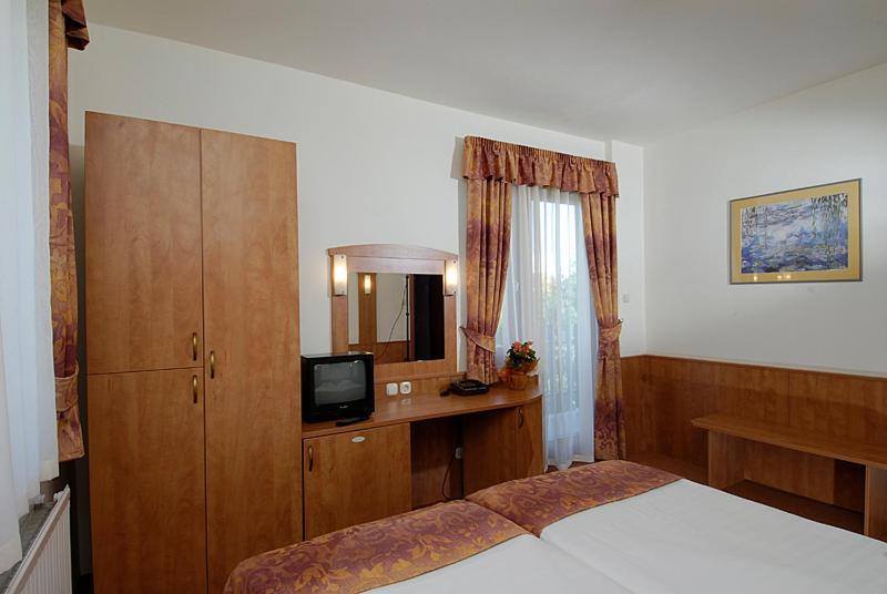 Villa Korall Budapest Luaran gambar